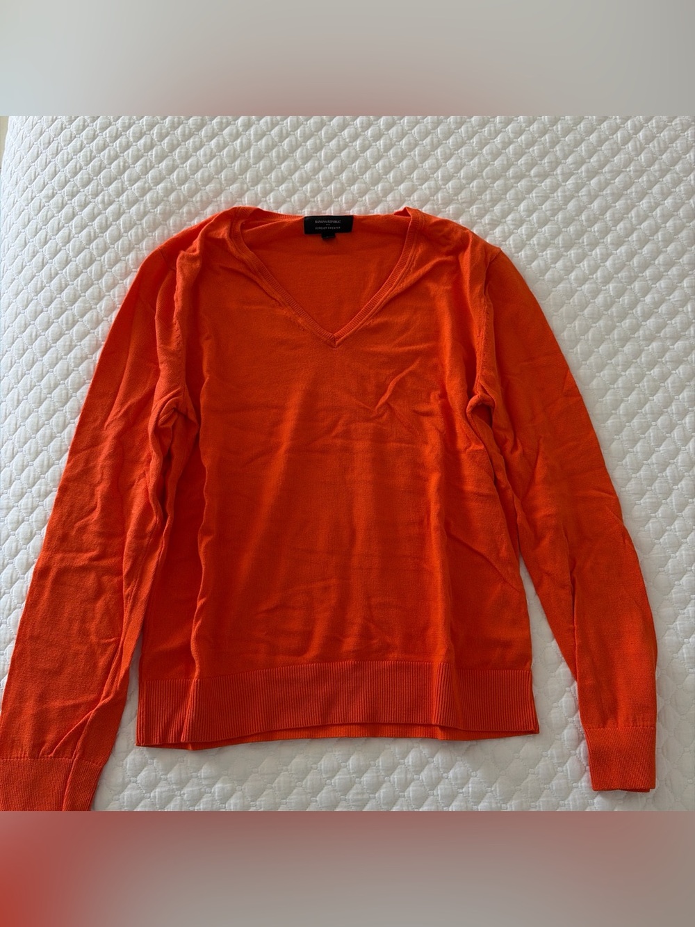 Banana Republic Women's Bright Orange V-Neck Sweater